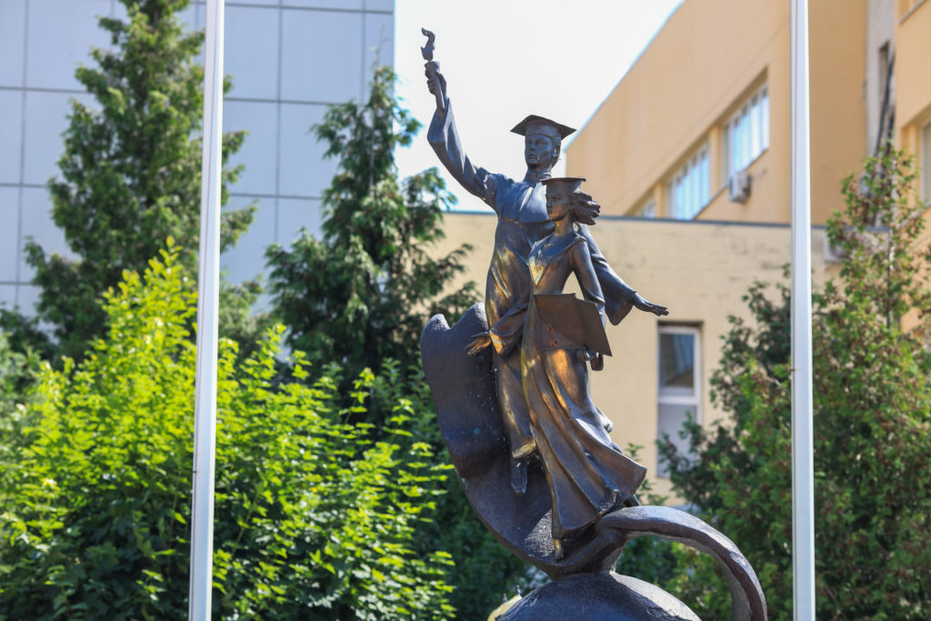 Головна Головна